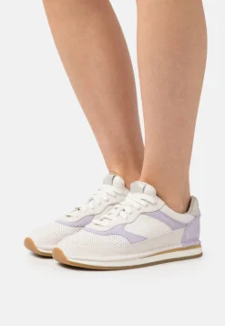 Clarks Craftrun- Sneakers Laag - White/Lilac