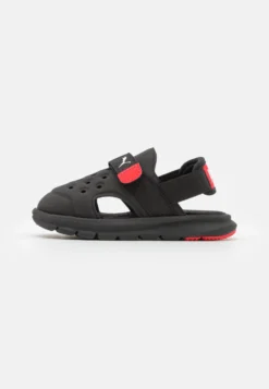 Puma Evolve Unisex - Badslippers - Black/White/For All Time Red