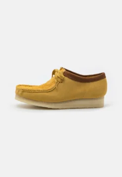 Clarks Originals Wallabee - Sportieve Veterschoenen - Yellow