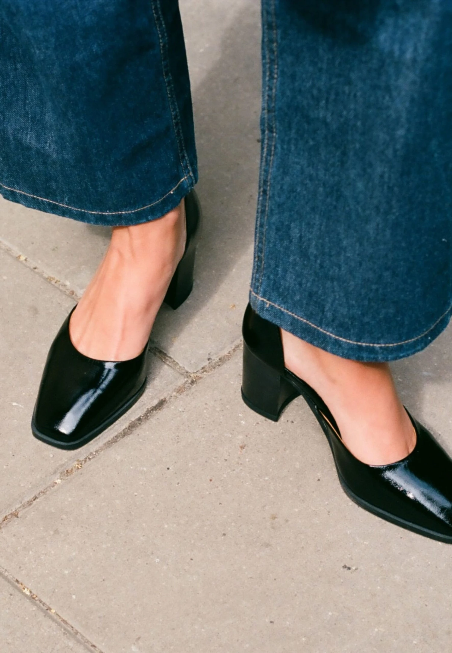 Karo - Klassieke Pumps - Glossy Black - Afbeelding 2